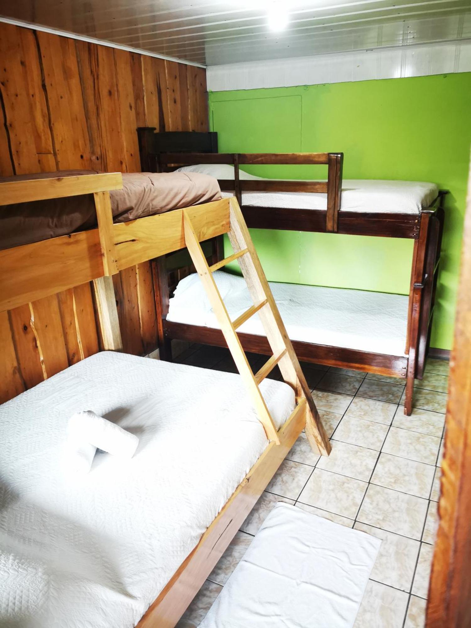 Mora'S Place B&B モンテベルデ エクステリア 写真